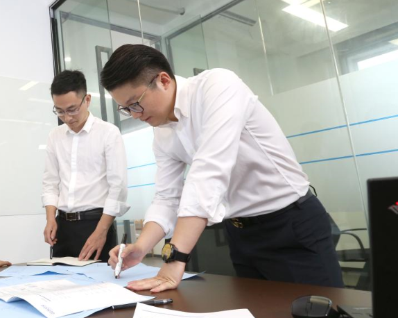 164058816.png 640.png